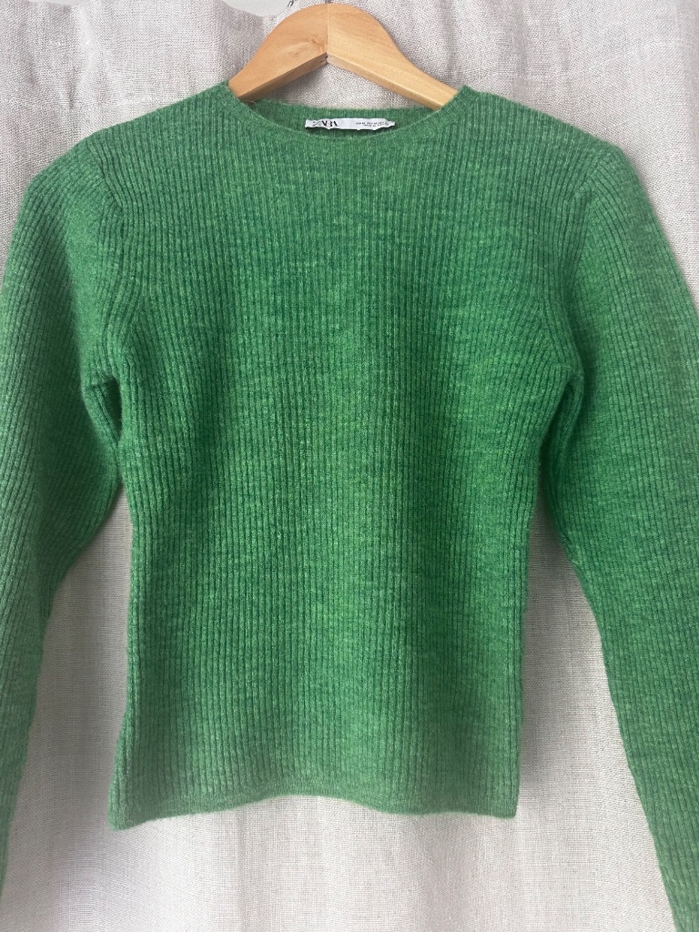 Cute Green Sweater by Zara